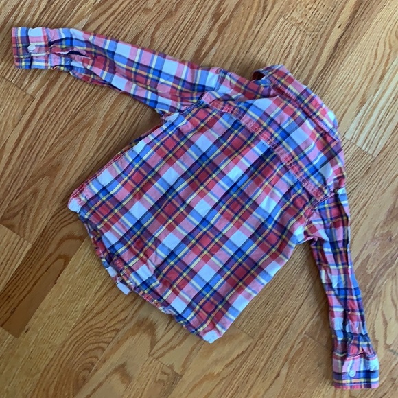 3/$10 - Carter’s Boys Button-Up Shirt - 2T - Picture 5 of 5